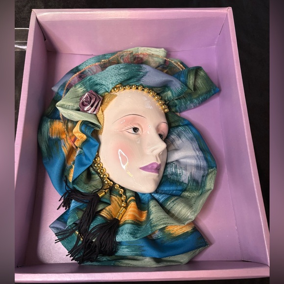 Accessories - Decorative Venetian- Style Wall Mask, Featuring A Painted Porcelain Face